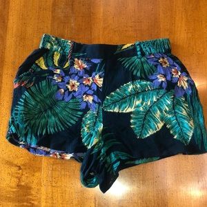 Patrons of Peace Tropical Shorts XS Hawaiian print